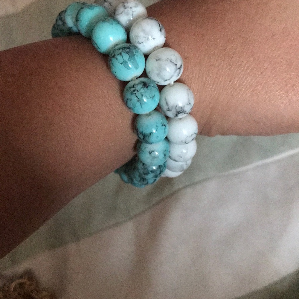 Bracelets - Picture 4 of 4